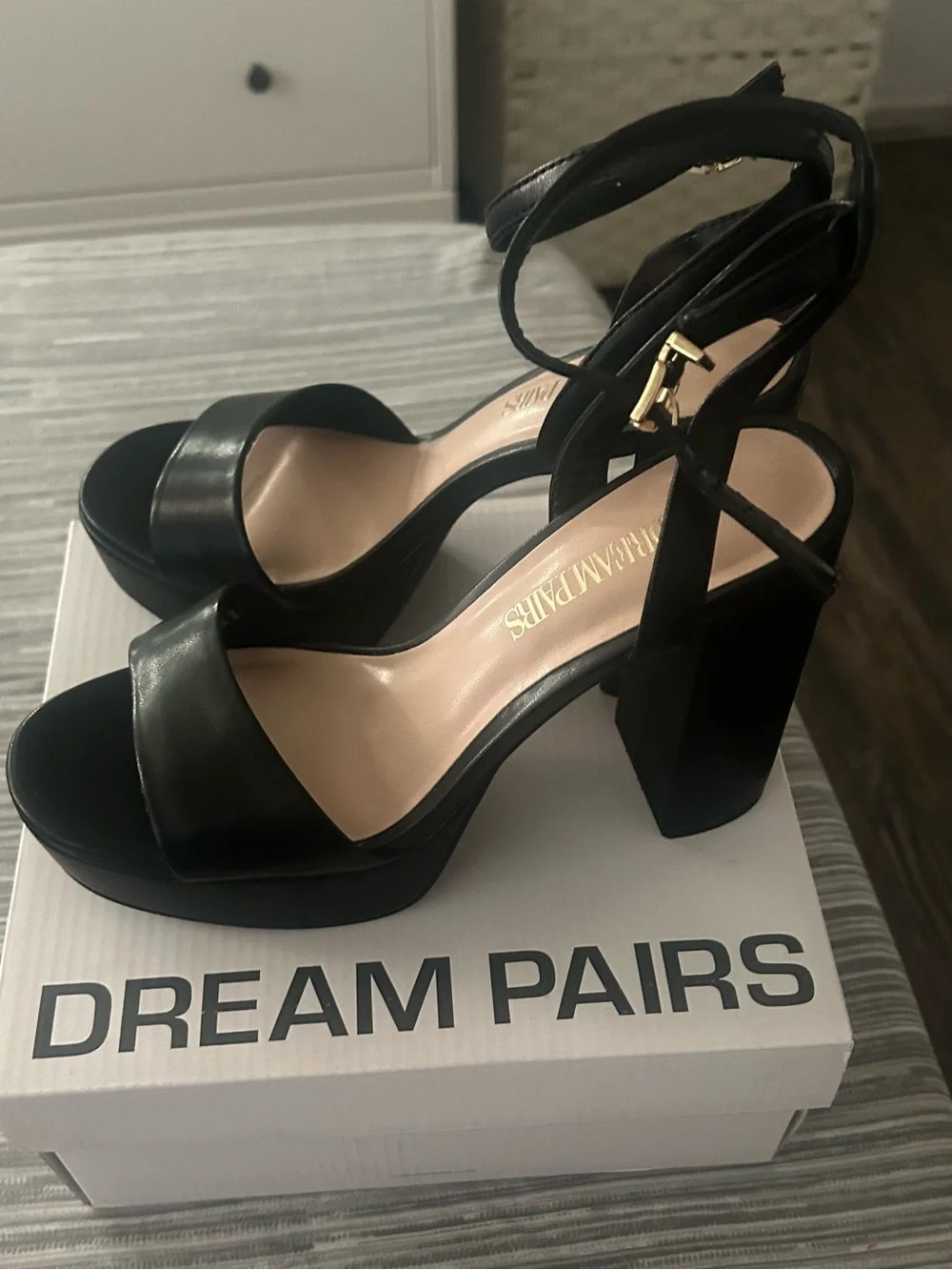 Dream Pairs Black Block Heel Sandals with Ankle Strap and Wide Front Band